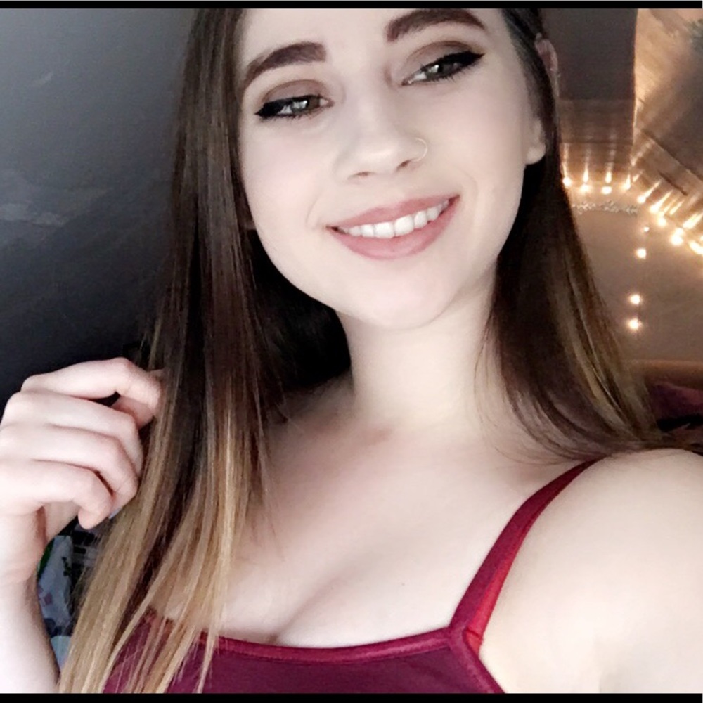 Meet your Posher, Savannah